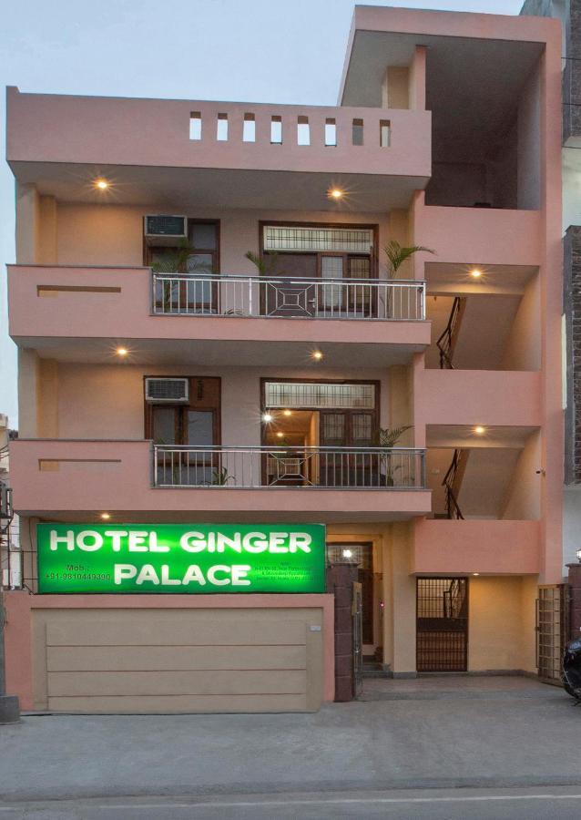 Hotel Ginger Palace - Corporate Hotel Noida Sector 62 Zewnętrze zdjęcie