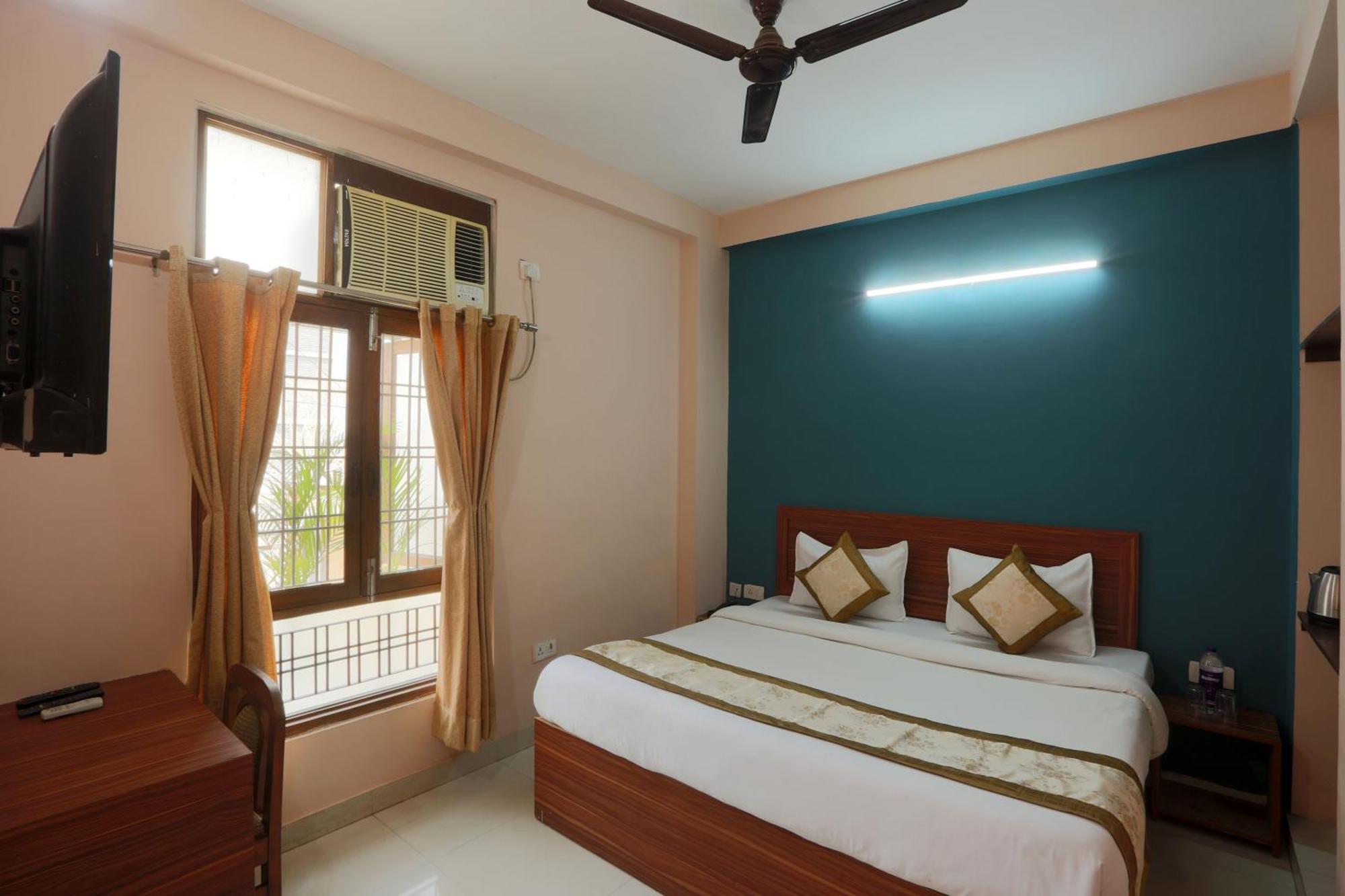 Hotel Ginger Palace - Corporate Hotel Noida Sector 62 Zewnętrze zdjęcie