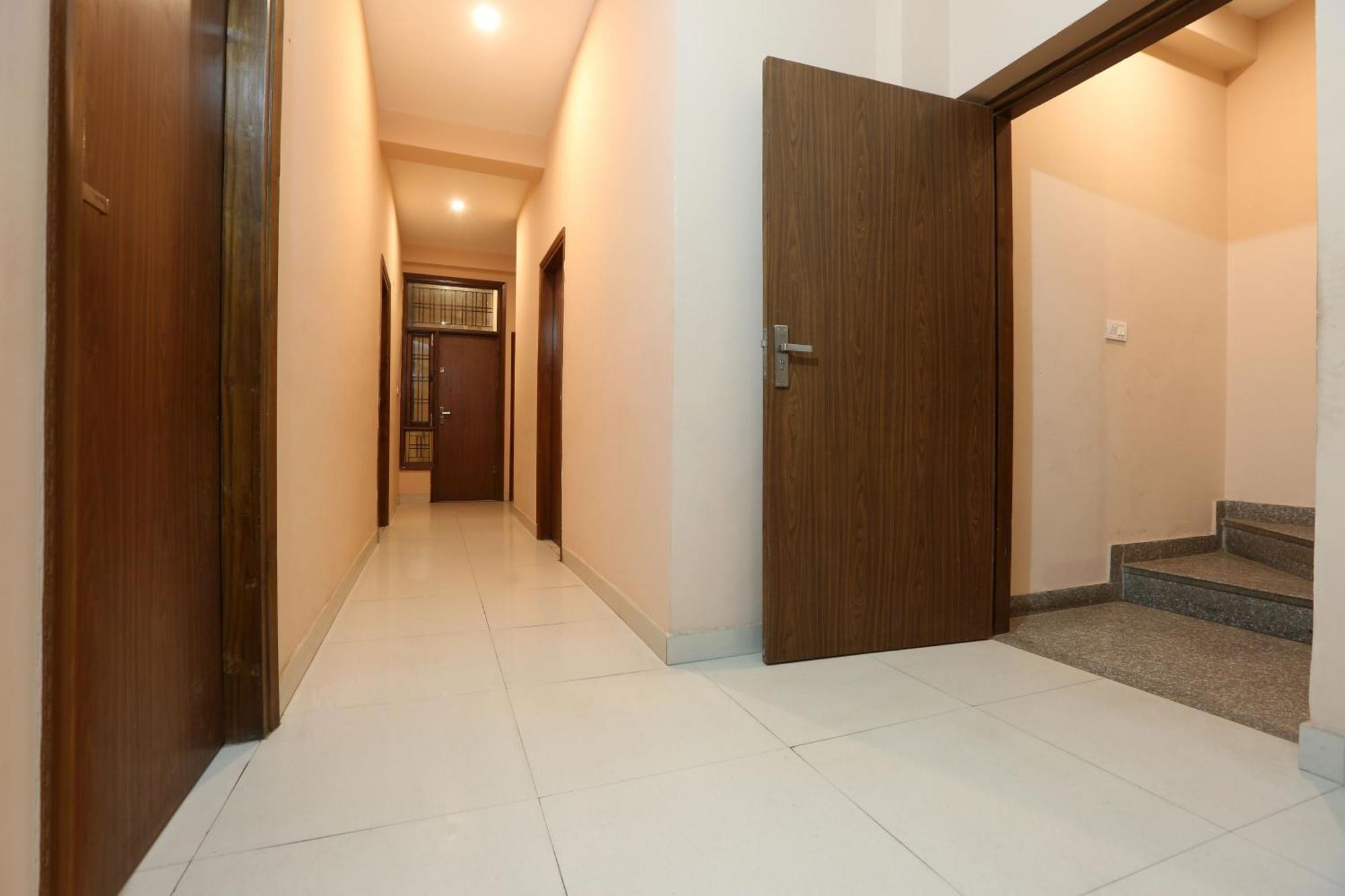 Hotel Ginger Palace - Corporate Hotel Noida Sector 62 Zewnętrze zdjęcie