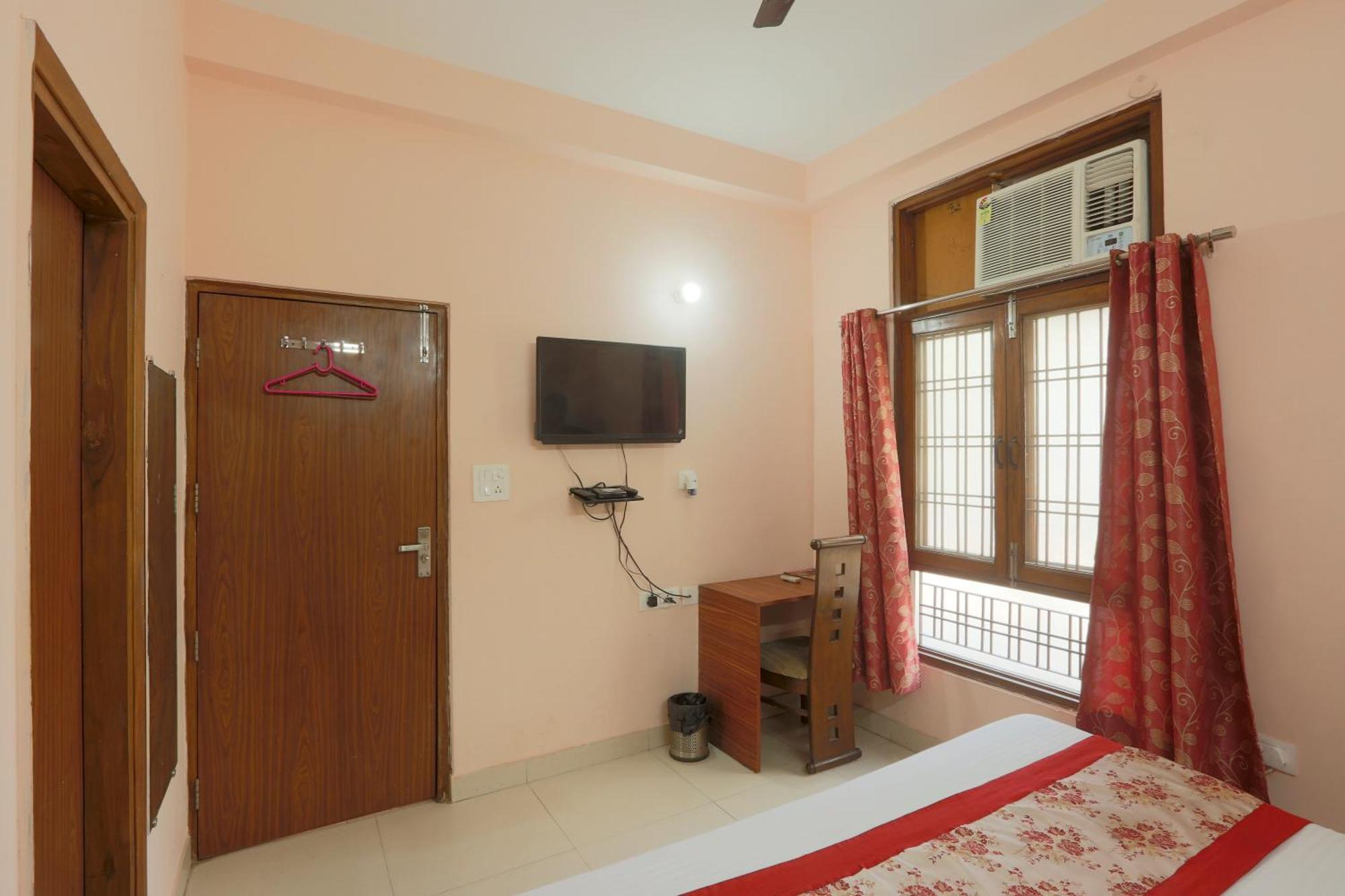 Hotel Ginger Palace - Corporate Hotel Noida Sector 62 Zewnętrze zdjęcie